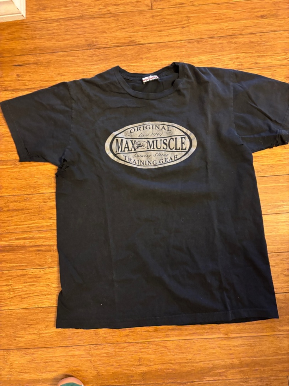 Rare vintage Max Muscle Black Logo T-Shirt with shredded armpits. Size L